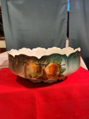Hand-Painted Ceramic Serving Bowl with Peach Motif - Green/White